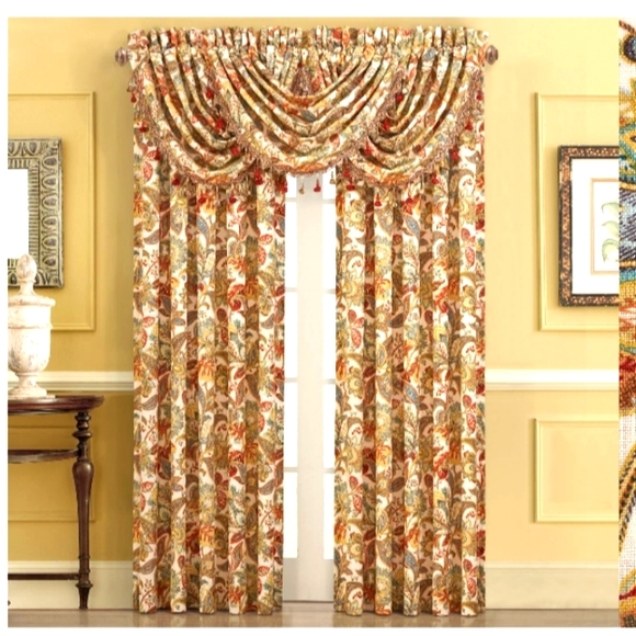 Vint J.C. Penney Classic Traditions Complete Curtain Set must see - Picture 7 of 7